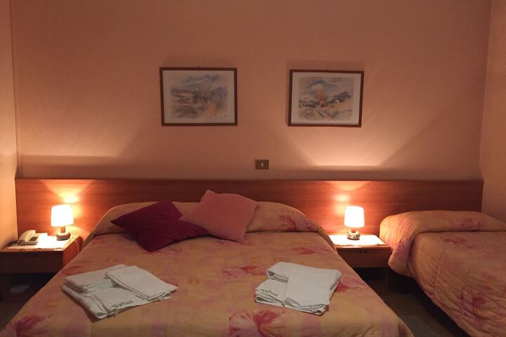 Room 5 of 39