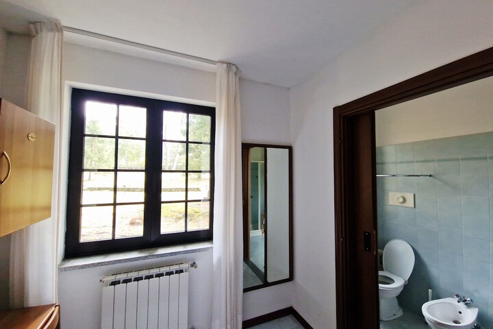 Room 43 of 58