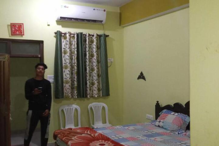 POP 91460 Hotel Kasturi Inn