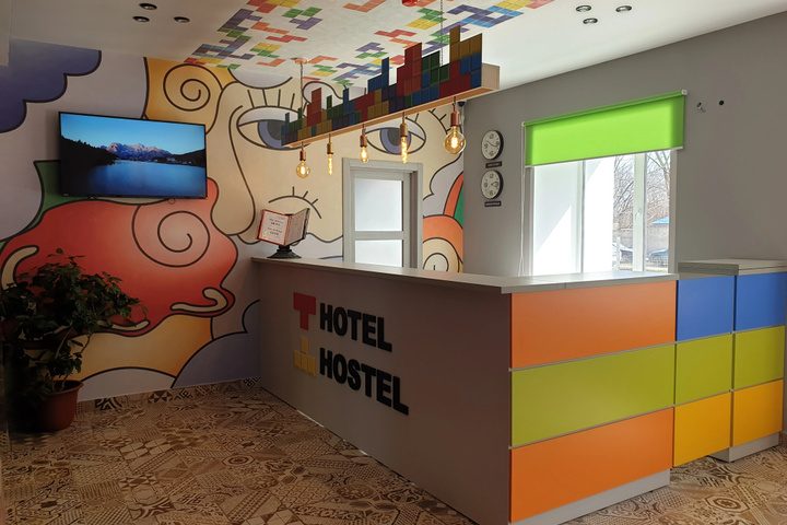 HOTEL AND HOSTEL TETRIS