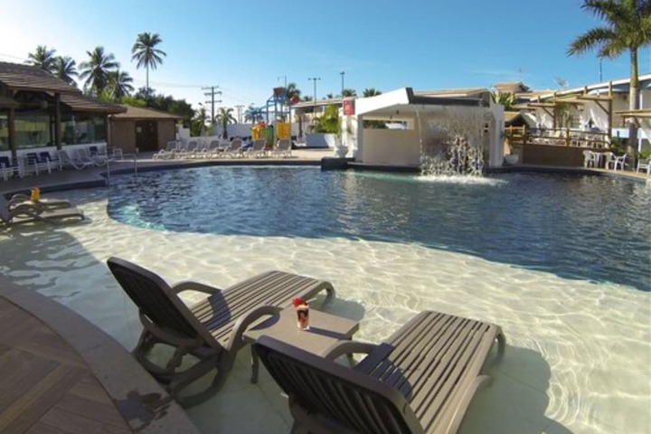 Pool Hotel