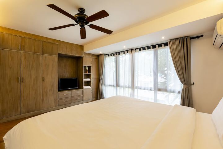 Room 28 of 111