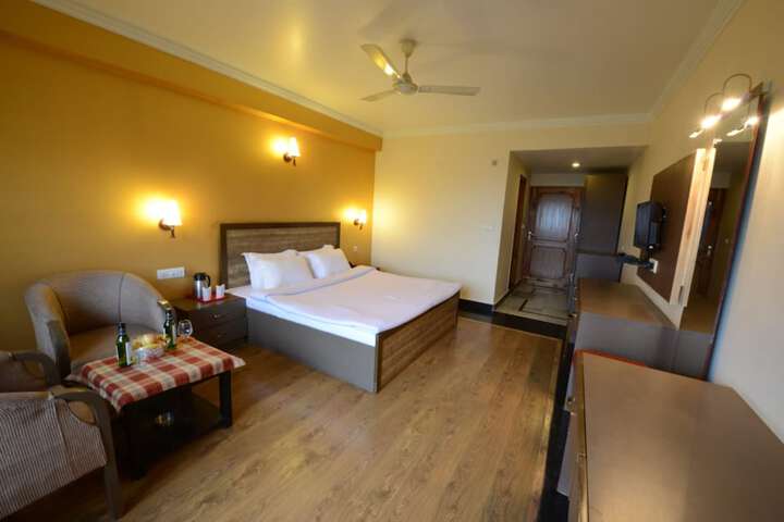 Room 6 of 21