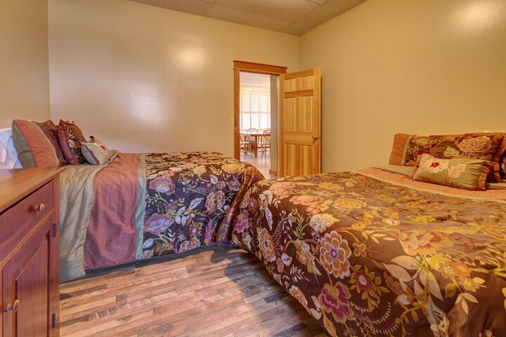 Room 4 of 31