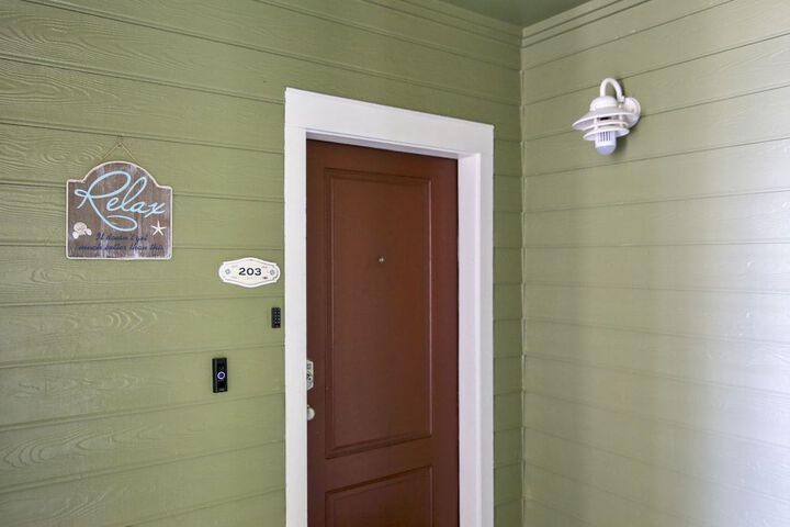 Exterior of Calypso Cottage 3 Bedrooms 2 Bathrooms Hotel Room