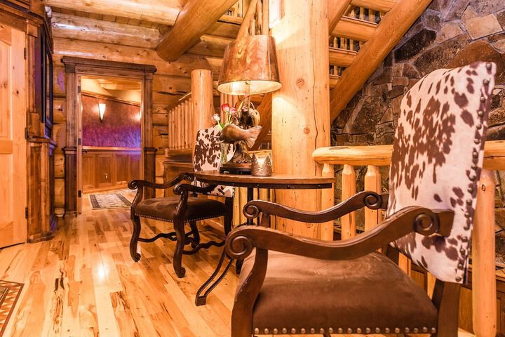 Hotel Interior 113 of 137