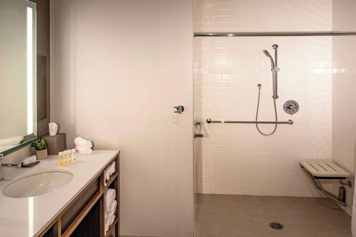 Bathroom shower