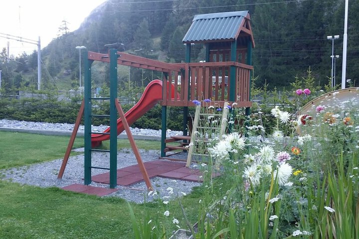 Childrens Activities 35 of 76