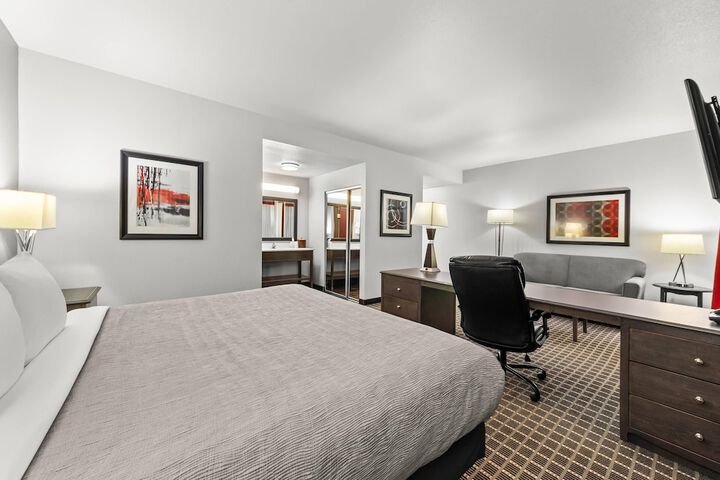 Room 34 of 53