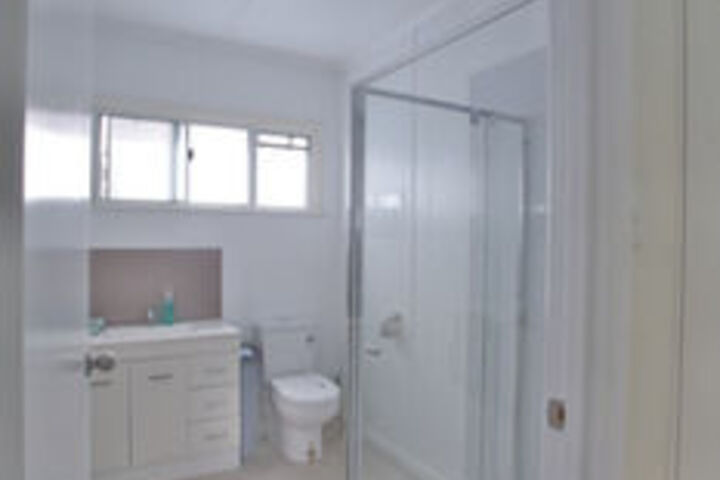 Room 4 of 36