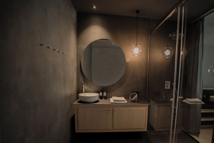 Room 62 of 162