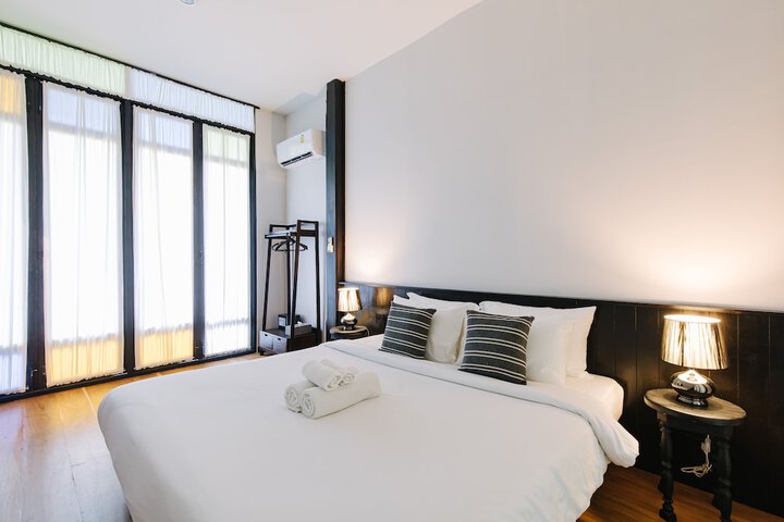 Room 14 of 60
