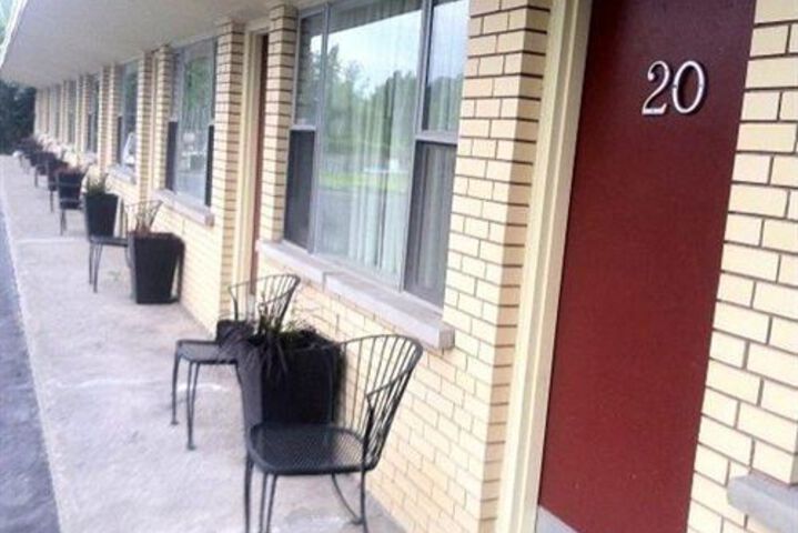 MAPLEHAVEN MOTEL