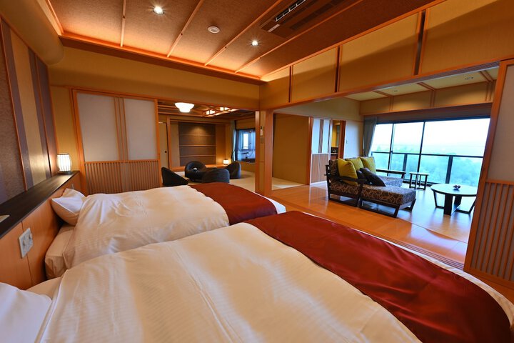 Room 16 of 70