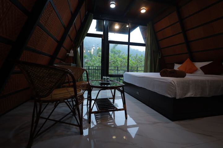 Room 20 of 81