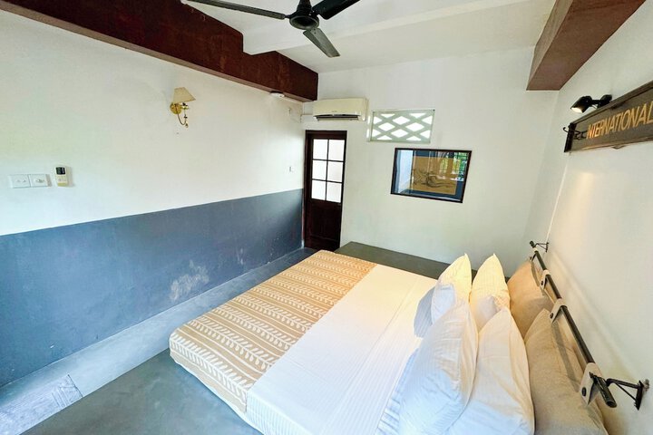 Room 7 of 60
