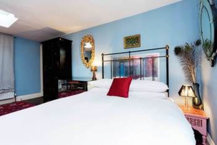 Room 3 of 15
