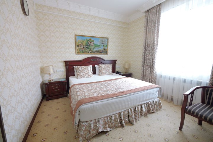 Room 49 of 92