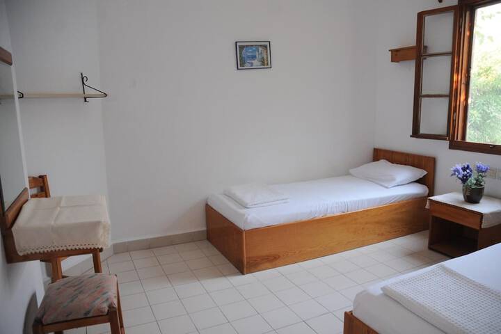 Room 10 of 45