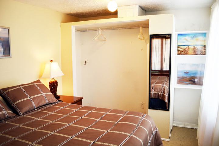 Room 10 of 139
