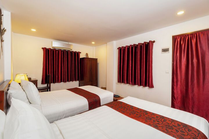 Room 10 of 75