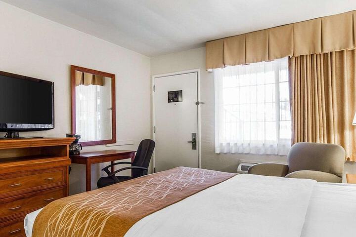 Room 18 of 53