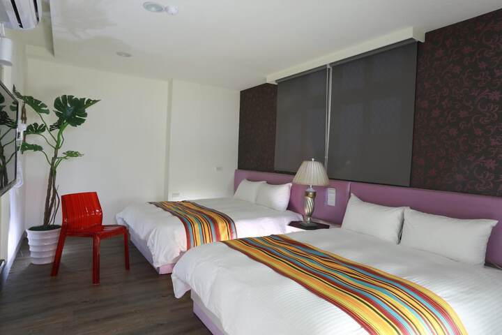 Room 21 of 35