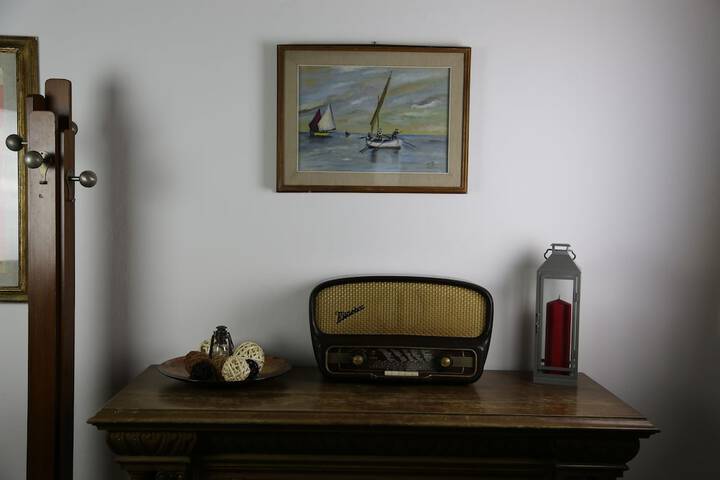 Room 5 of 35