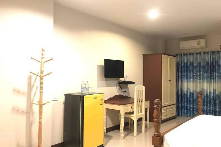 Room 35 of 88