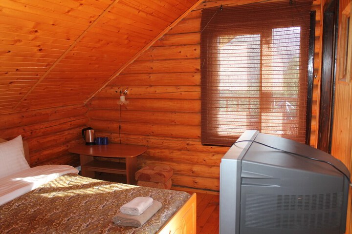 Room 6 of 21