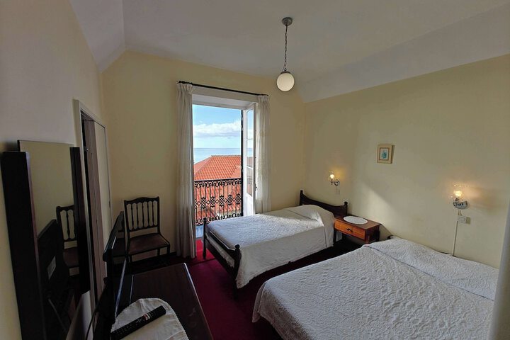 Room 75 of 141