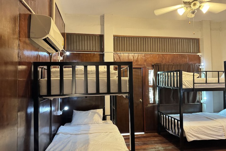 Room 60 of 95