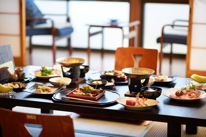 Dining Photos