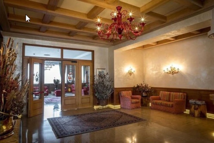 Hotel Interior 4 of 80