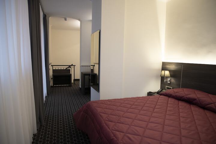 Room 15 of 43