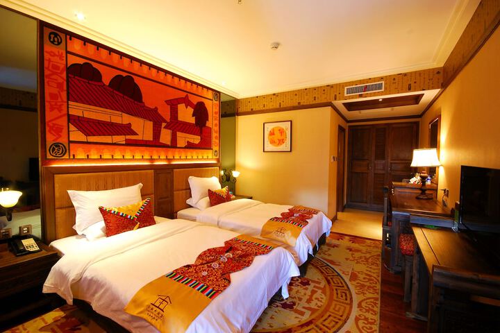 Room 14 of 28