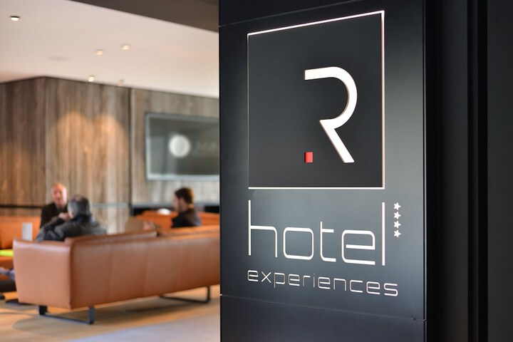 Hotel 48 of 50