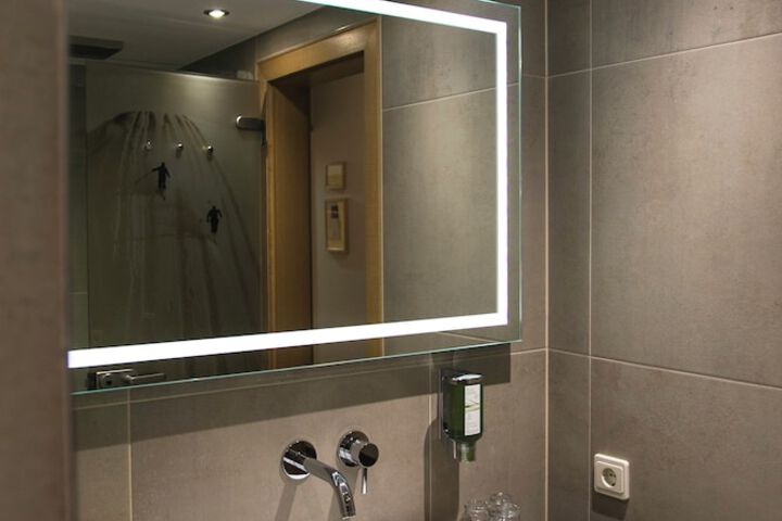 Clean Restrooms