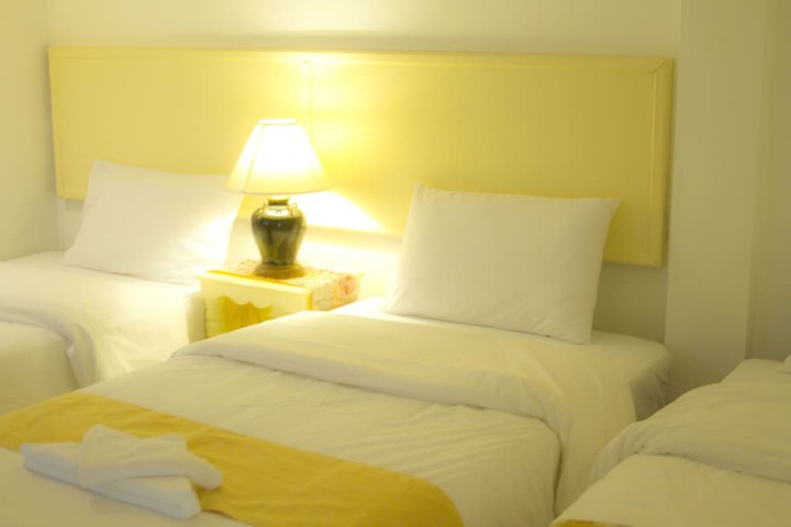 Room 4 of 55