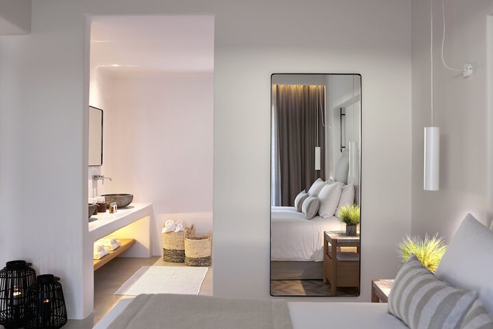 Room 71 of 148