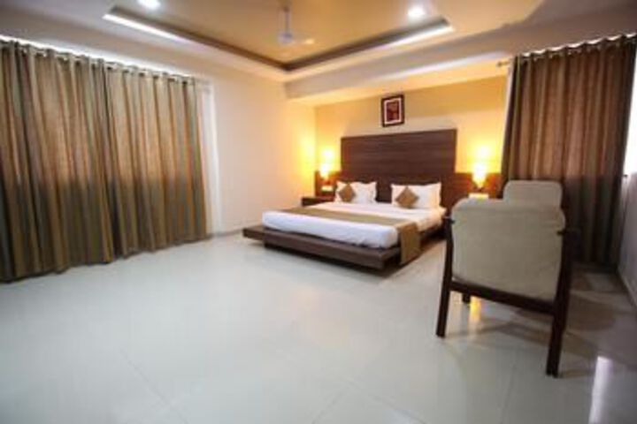 Room 20 of 28