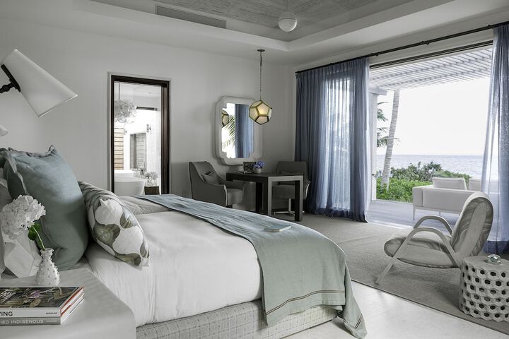 Room 44 of 299