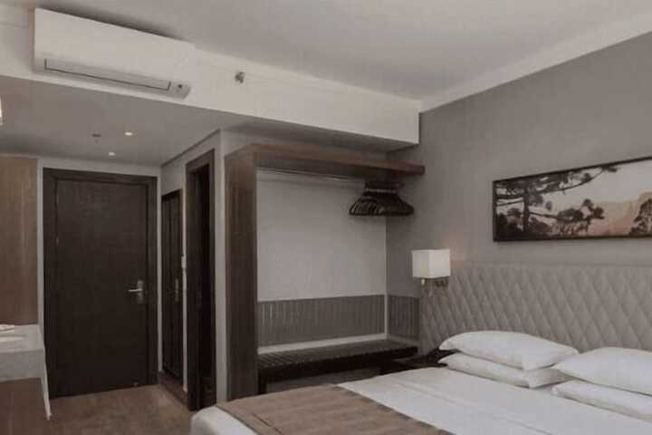 Room 11 of 56