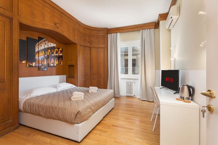 Room 21 of 42