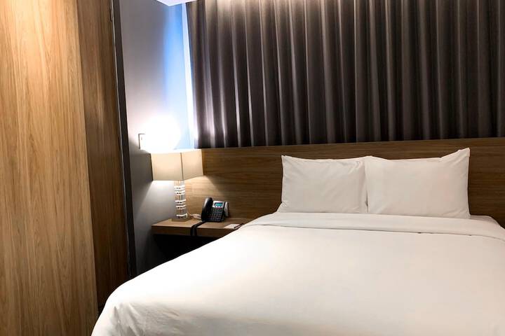 Room 16 of 26