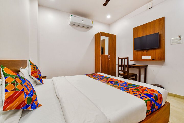 Room 20 of 39
