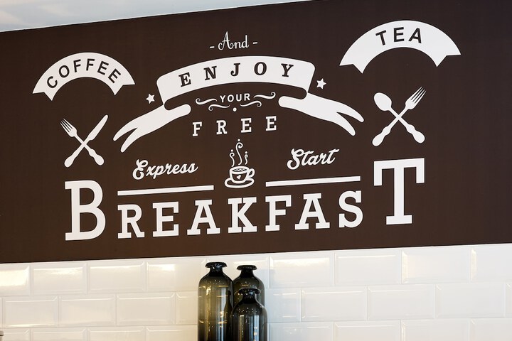 Breakfast/Coffee Service 57 of 92