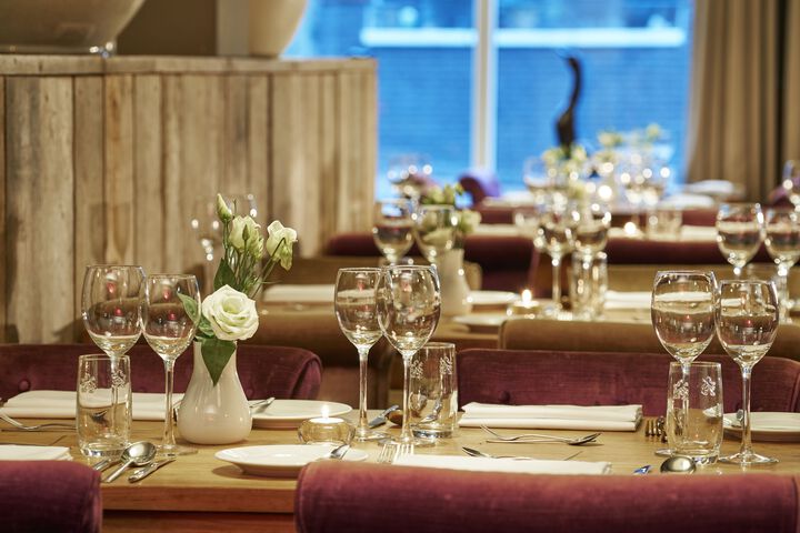 Dining 56 of 60