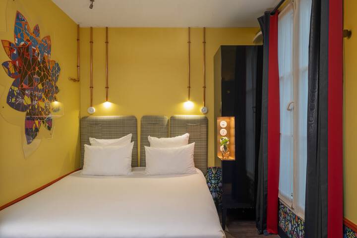 Room 7 of 36
