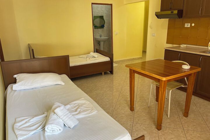 Room 20 of 31